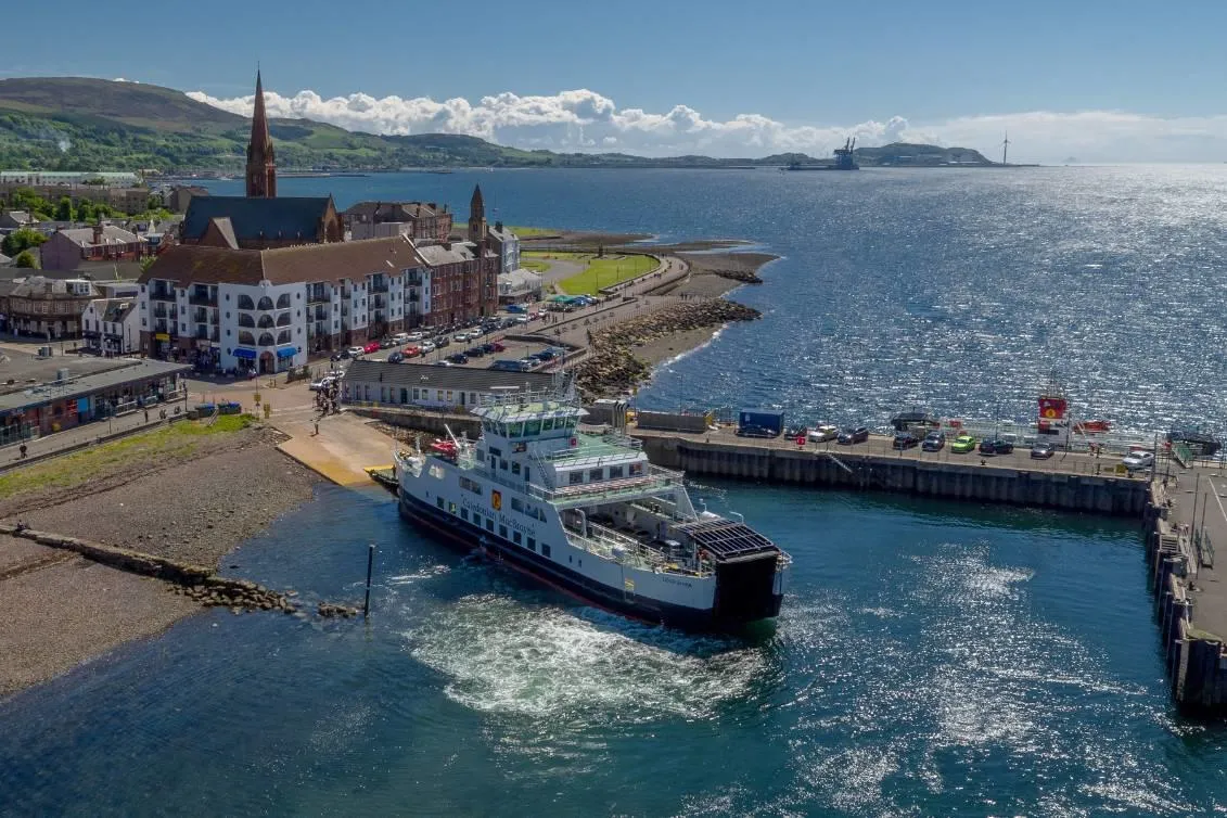 Ferry turning in Largs harbour